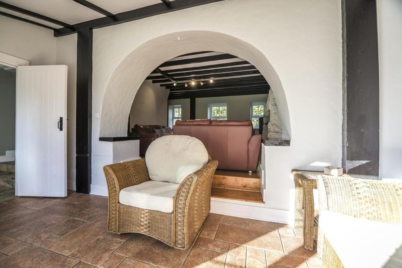 Barn Conversion - Hot Tub - Penally - Tenby Dış mekan fotoğraf